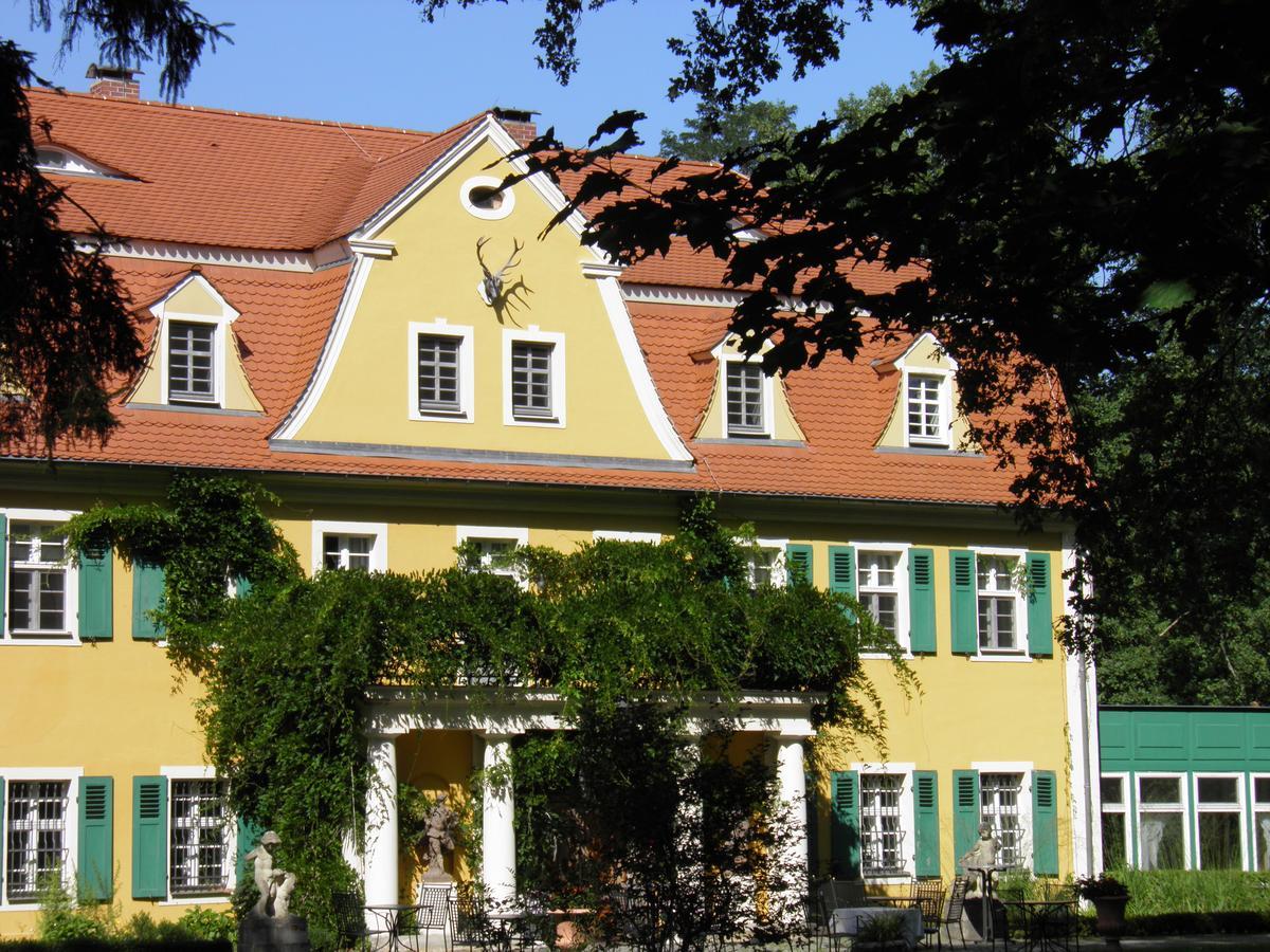 Fledermausschloss Lohsa Esterno foto